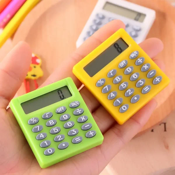 Calculadora de bolsillo de dibujos animados, calculadora portátil de bolsillo, calculadora de monedas, calculadora de pilas, calculadoras para llevar extras, calculadora para la escuela y la oficina.
